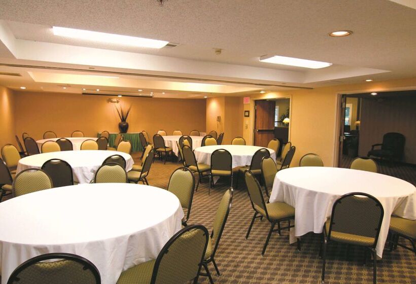 فندق La Quinta By Wyndham Oakland   Hayward