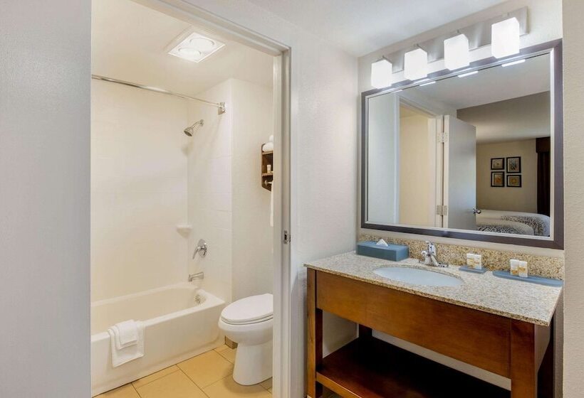 فندق La Quinta By Wyndham Oakland   Hayward