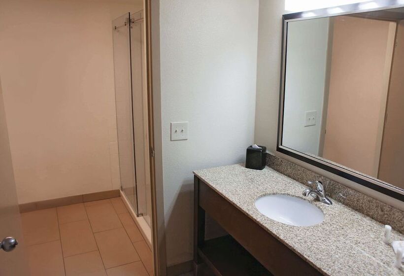 فندق La Quinta By Wyndham Oakland   Hayward