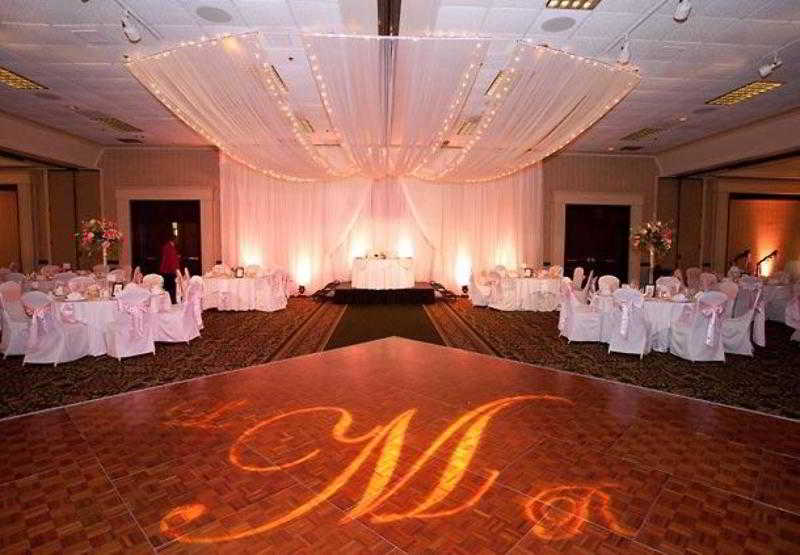 호텔 Marriott At The University Of Dayton