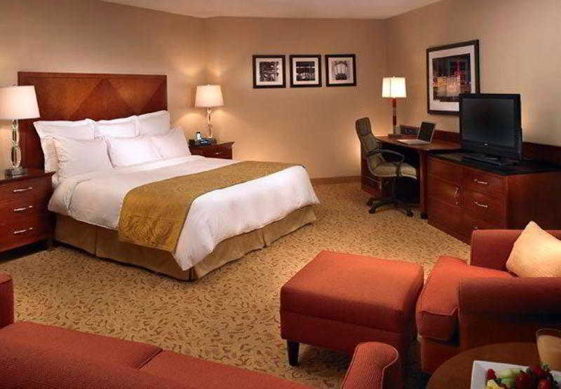 호텔 Marriott At The University Of Dayton