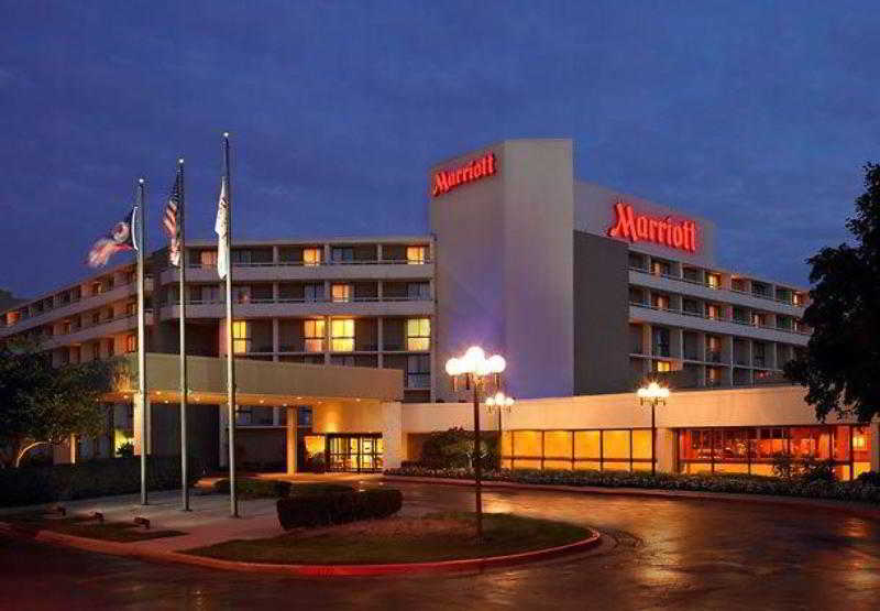 호텔 Marriott At The University Of Dayton