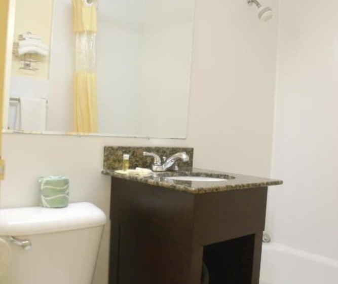 בית מלון כפרי Rodeway Inn