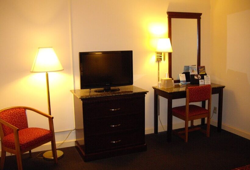 בית מלון כפרי Rodeway Inn