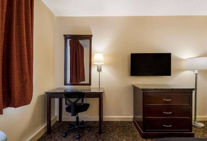 בית מלון כפרי Rodeway Inn