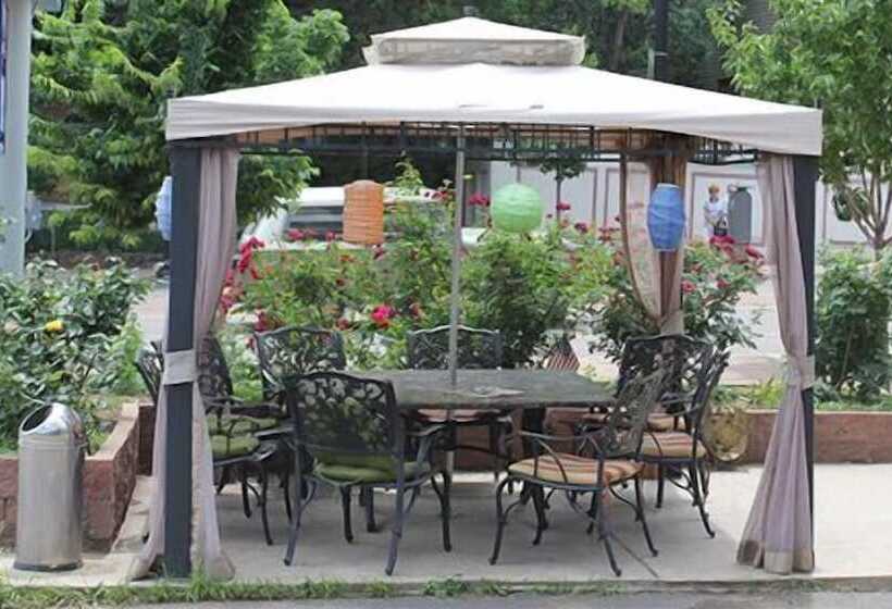 فندق Pikes Peak Inn