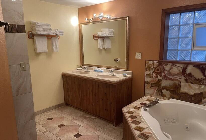 فندق Pikes Peak Inn