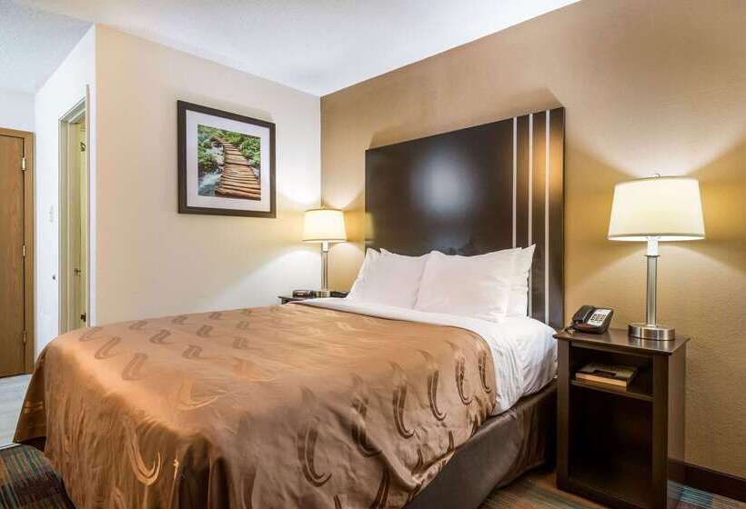 בית מלון כפרי Quality Inn Bloomsburg