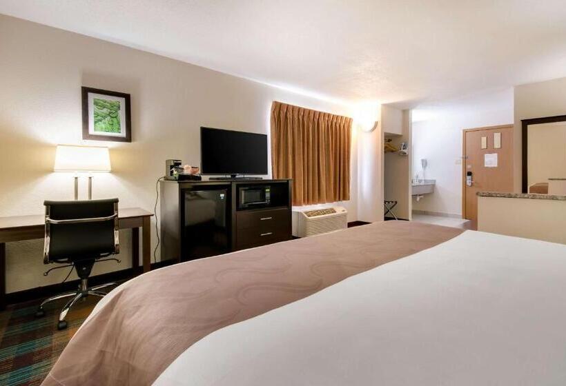 בית מלון כפרי Quality Inn Bloomsburg