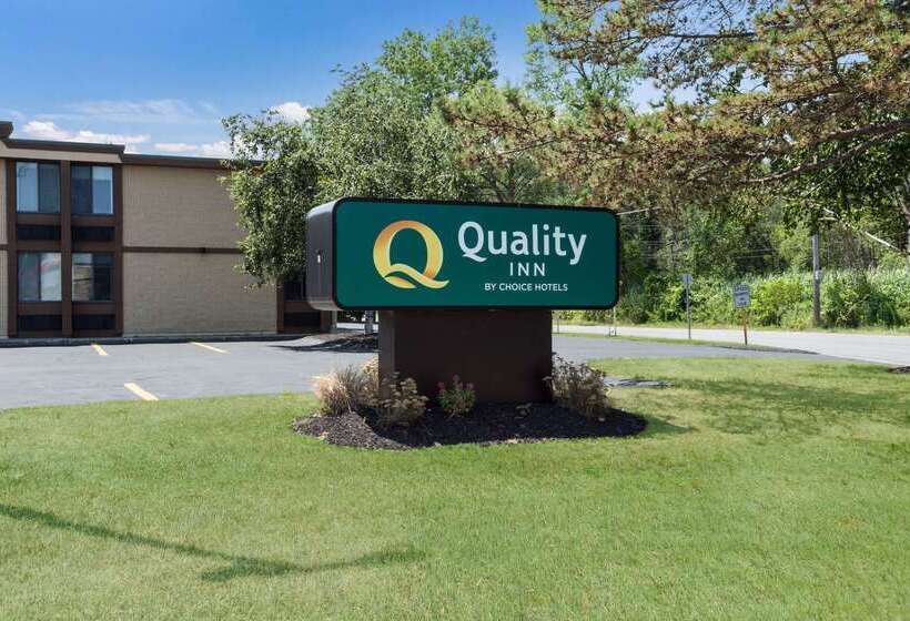 Отель Quality Inn Central