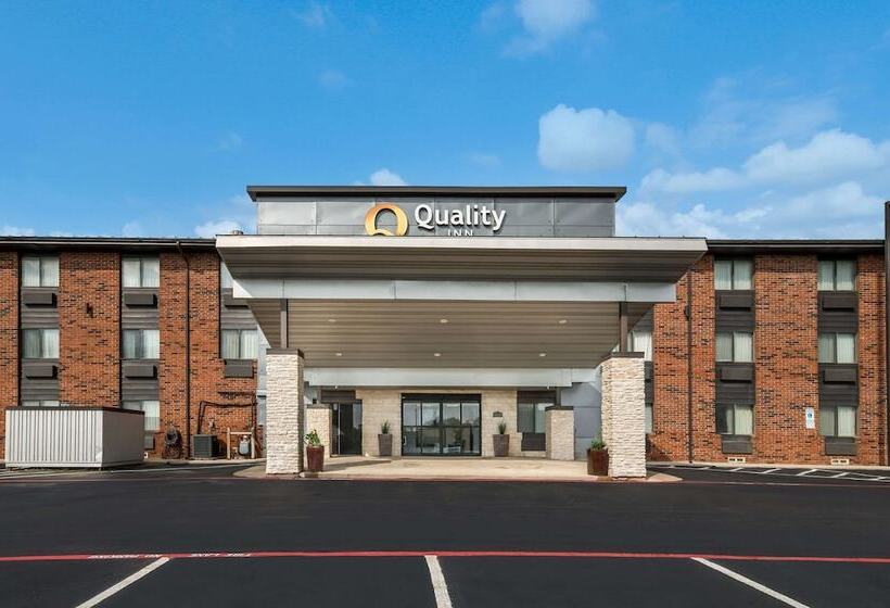 ホテル Quality Inn  Denton