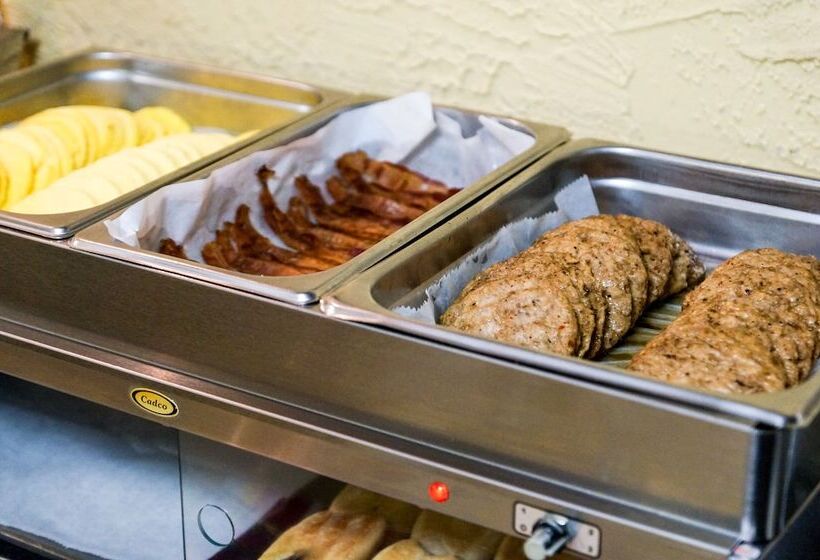 ホテル Quality Inn  Denton