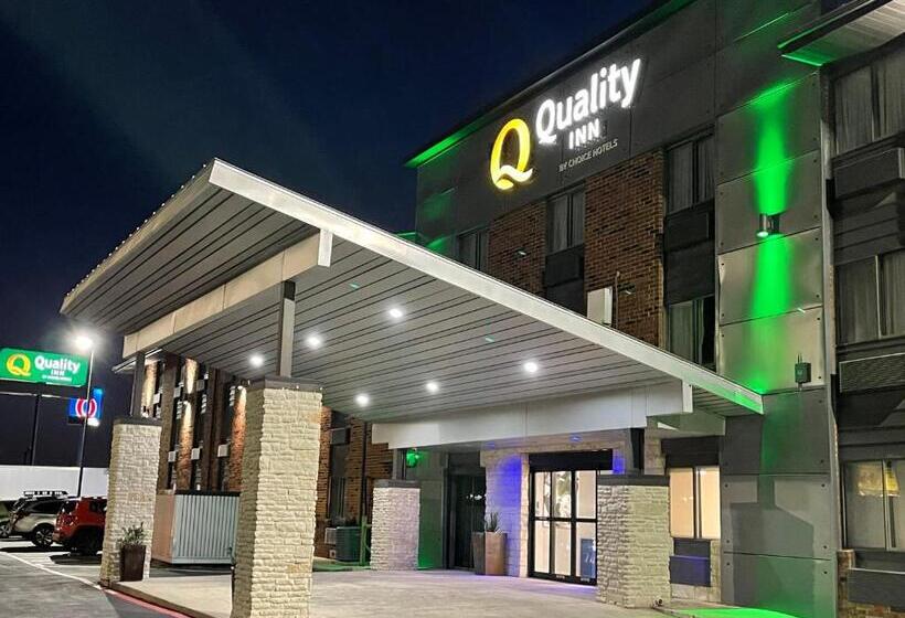 ホテル Quality Inn  Denton