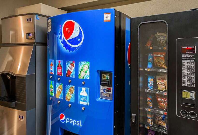 Отель Quality Inn