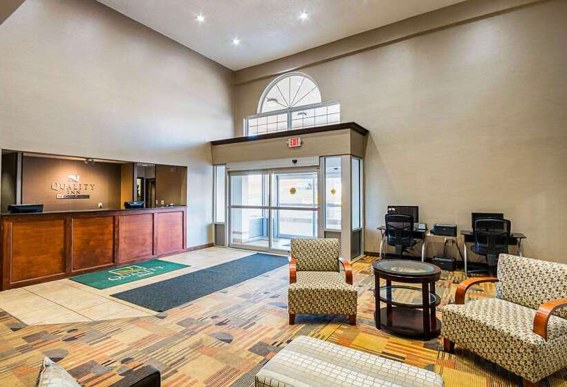 Отель Quality Inn