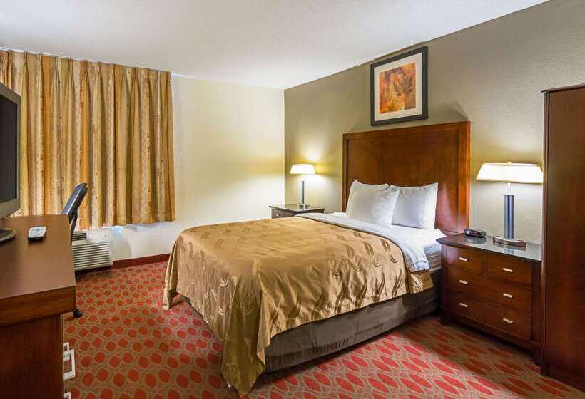 Отель Quality Inn