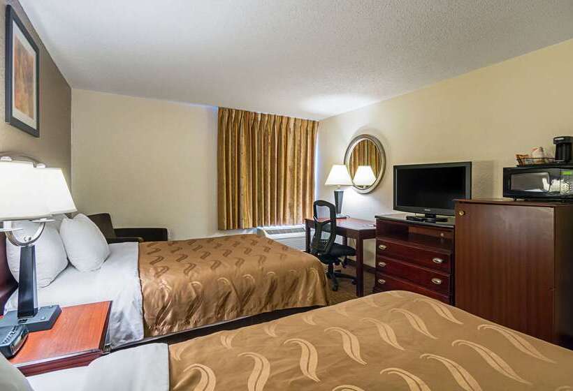 Отель Quality Inn