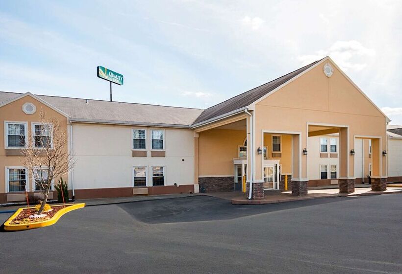 Отель Quality Inn
