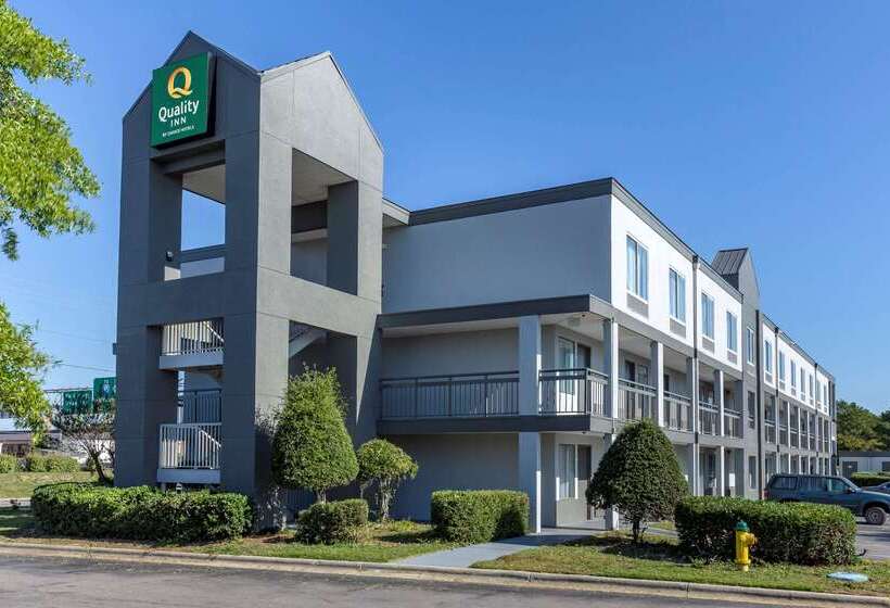 酒店 Quality Inn Near Fort Liberty