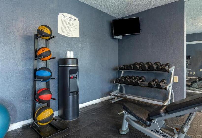 酒店 Quality Inn Near Fort Liberty