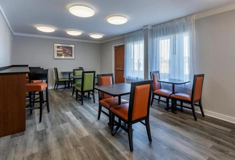 酒店 Quality Inn Near Fort Liberty