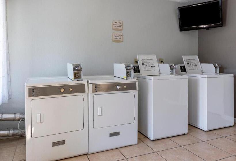 酒店 Quality Inn Near Fort Liberty