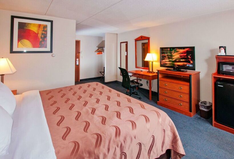 Отель Quality Inn Stadium Area