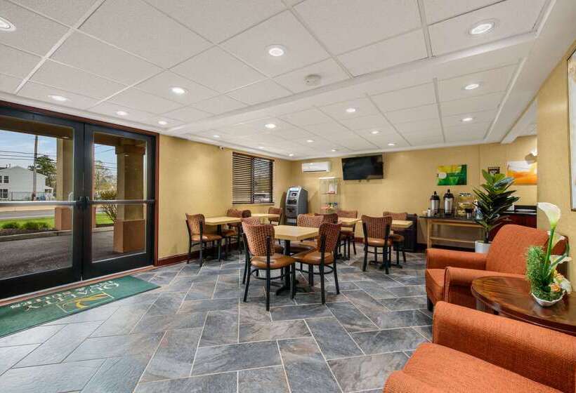 酒店 Hibiscus Inn & Suites