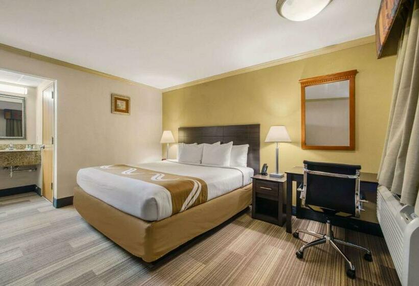 酒店 Hibiscus Inn & Suites