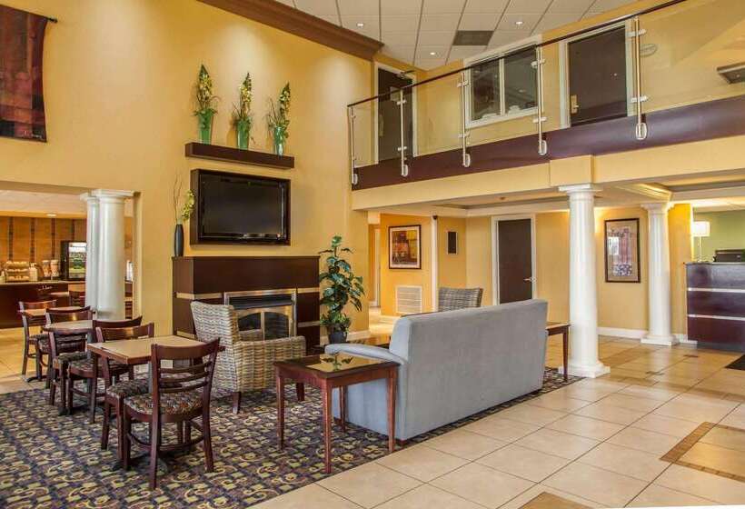 Отель Quality Inn & Suites St Charles West Chicago