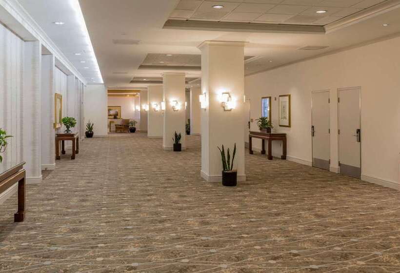 Radisson Hotel Salt Lake City Downtown