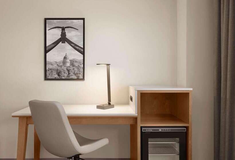 Radisson Hotel Salt Lake City Downtown