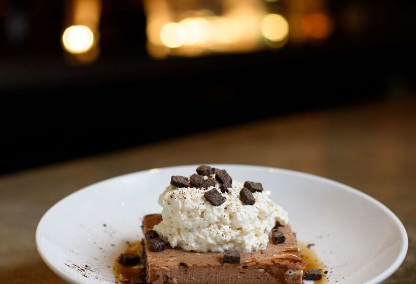 Radisson Hotel Salt Lake City Downtown