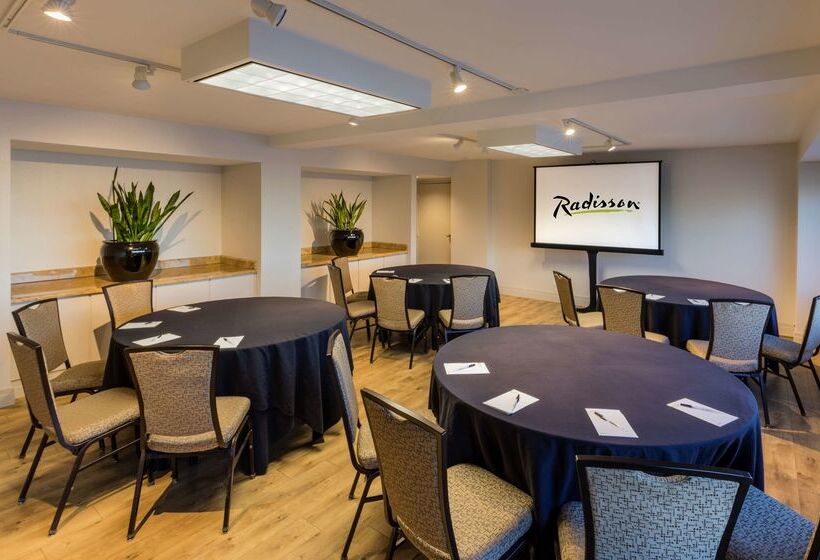 Radisson Hotel Salt Lake City Downtown