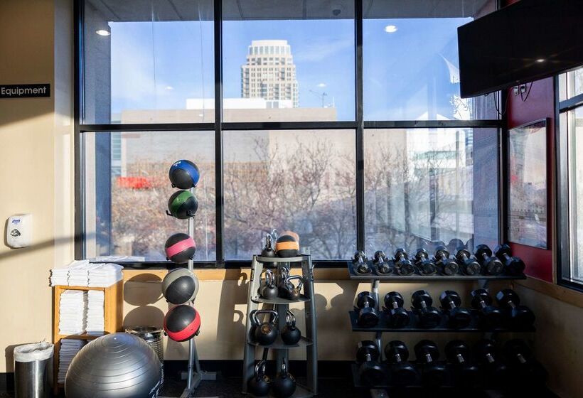 Radisson Hotel Salt Lake City Downtown