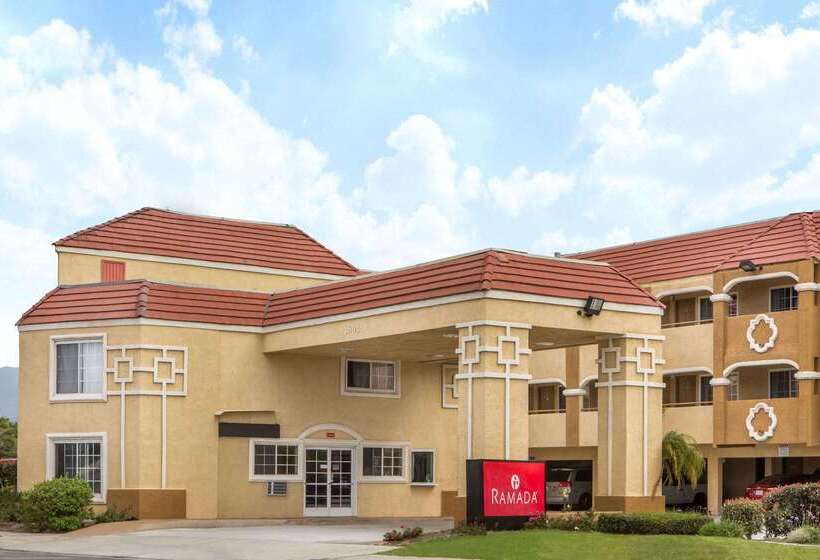 호텔 Ramada By Wyndham Ontario