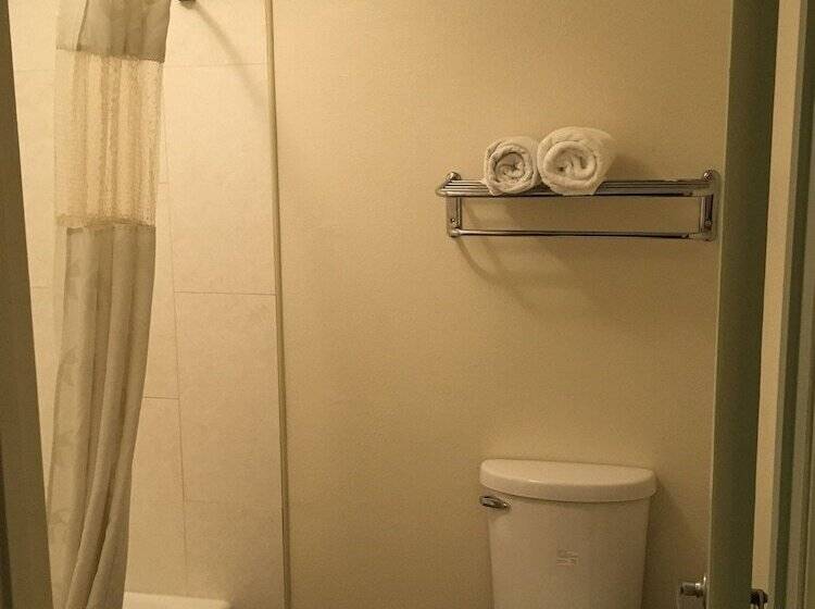 호텔 Ramada By Wyndham Ontario