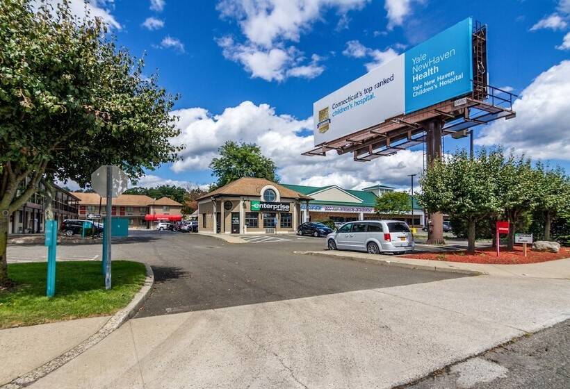 Отель Red Carpet Innnorwalk