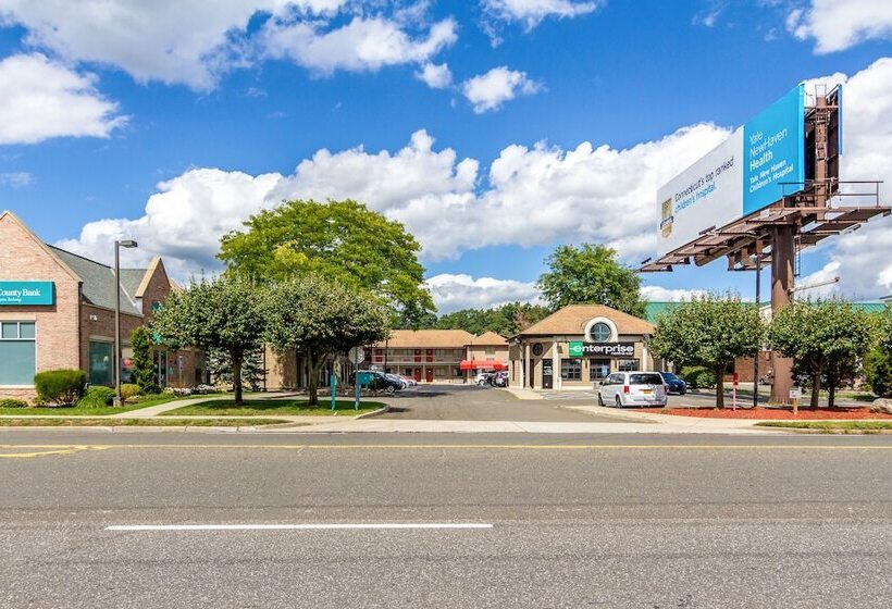 Отель Red Carpet Innnorwalk