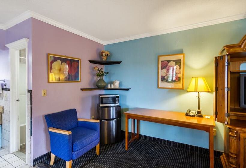 Отель Red Carpet Innnorwalk