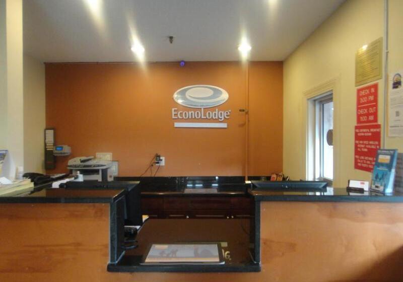 Отель Red Carpet Innnorwalk