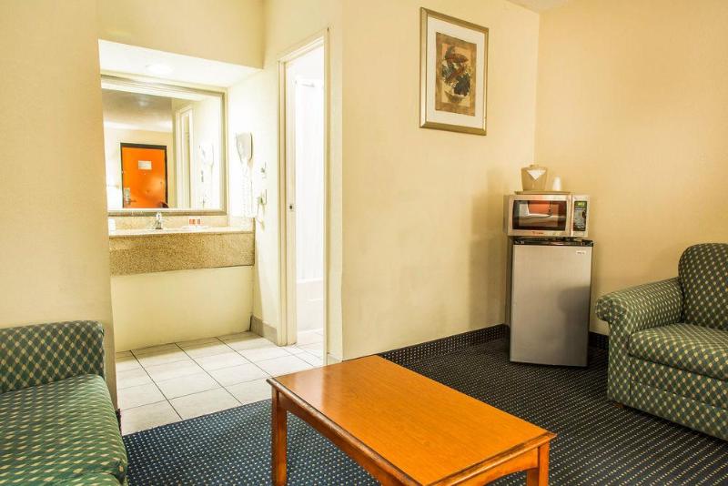 Отель Red Carpet Innnorwalk