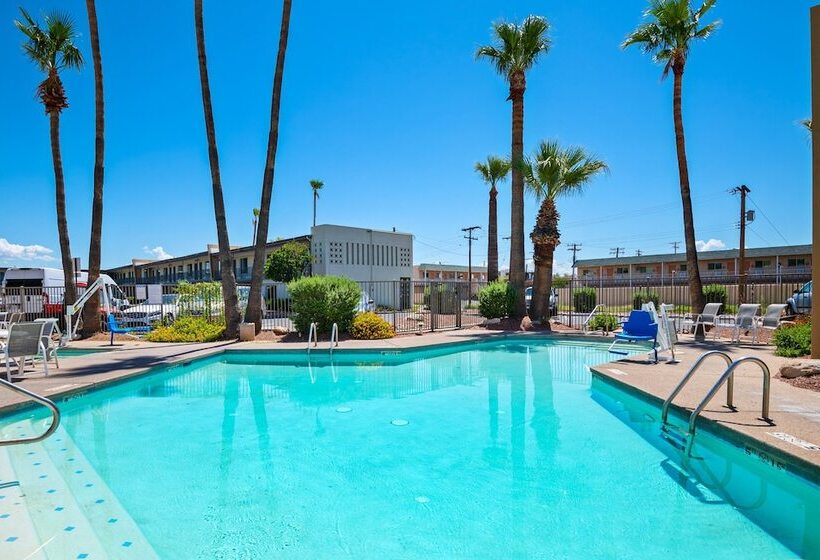 هتل Red Roof Inn Tucson Downtown  University