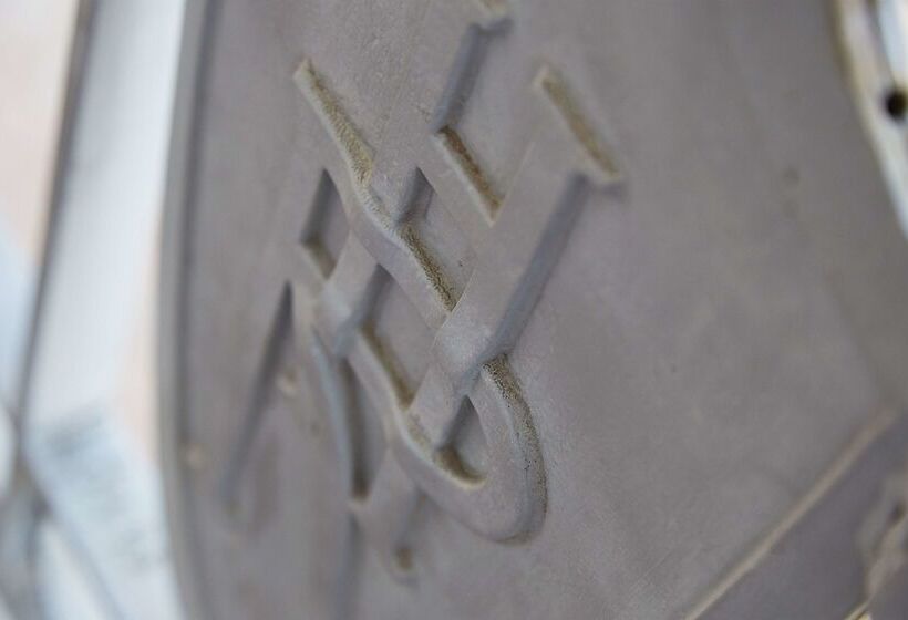 Redmont Hotel Birmingham, Curio Collection By Hilton