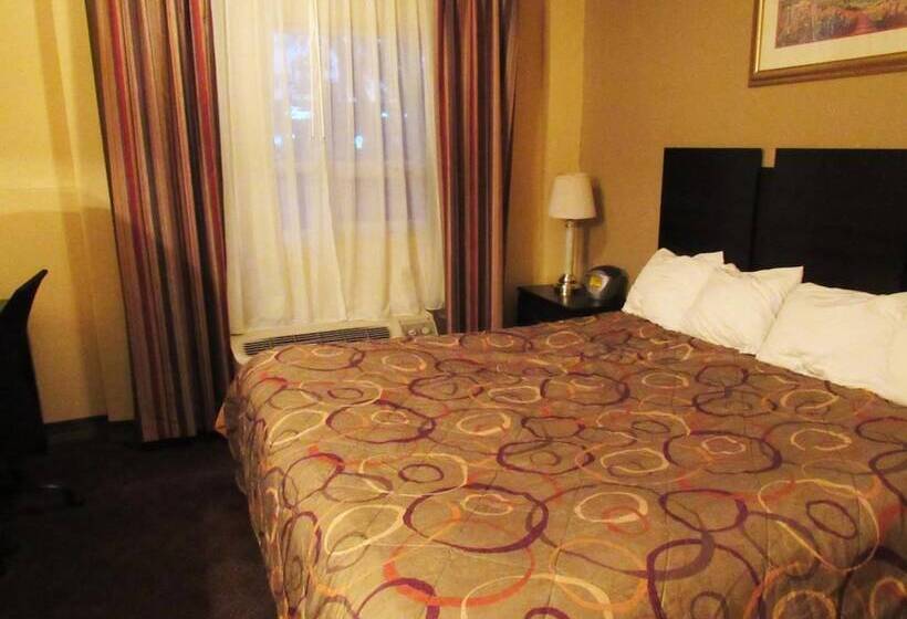 فندق Red Rock Inn