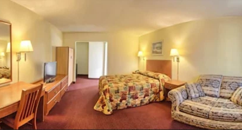 فندق Relax Inn And Suites