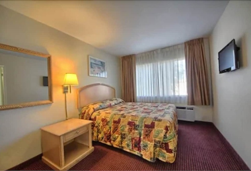 فندق Relax Inn And Suites