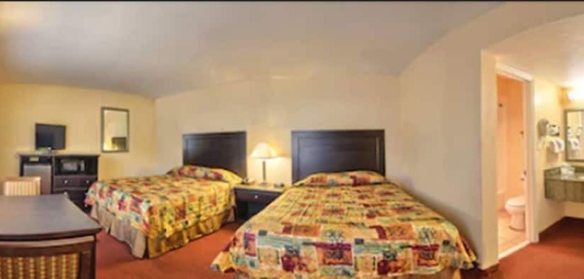 فندق Relax Inn And Suites