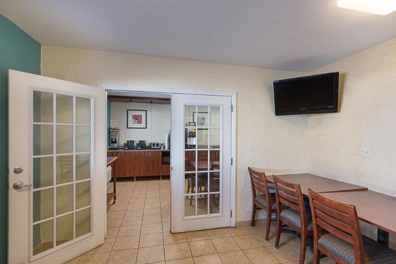 فندق Rodeway Inn Austin