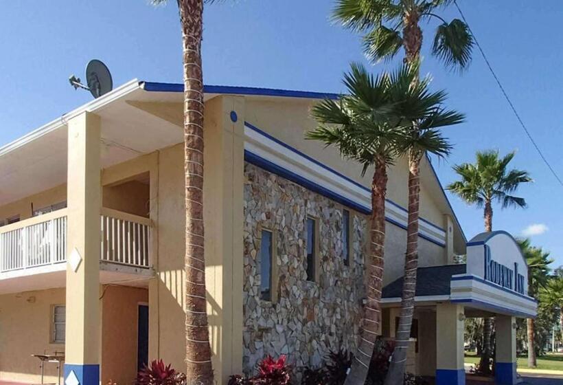 فندق Rodeway Inn Leesburg Chain Of Lakes